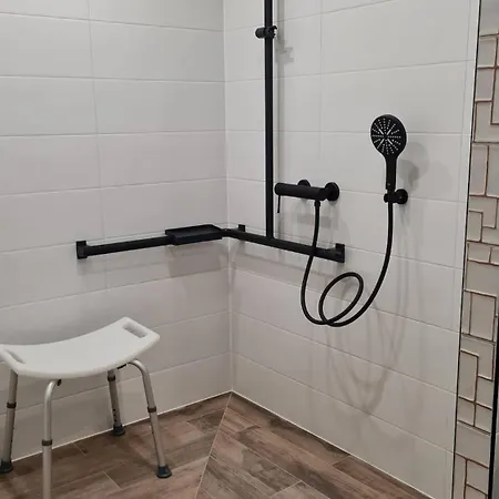 Pmr Adapté Futuroscope Aquascope Center Parc Mecanick&ko *